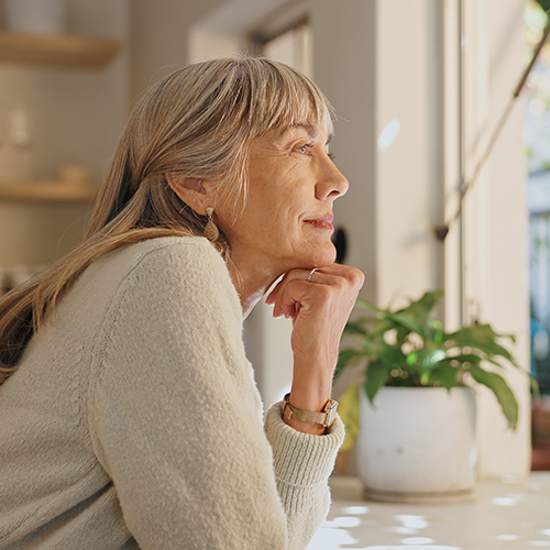 Femme esprit serein grâce aux psychobiotiques